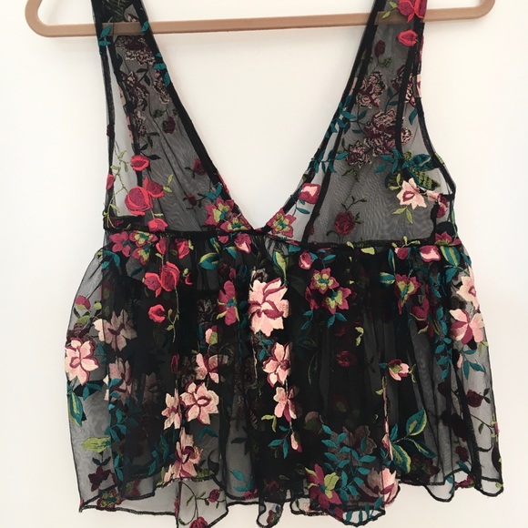 Ecoté Embroidered Top - Picture 4 of 6